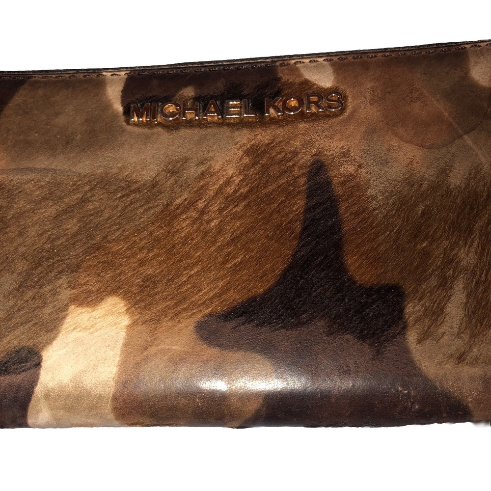 Michael Kors Brown MultiColor Calf Hair Leather Trim Camo Zip Around Wallet - Picture 2 of 7